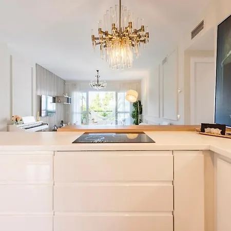 Stunning Banus Area Apartment Marbella